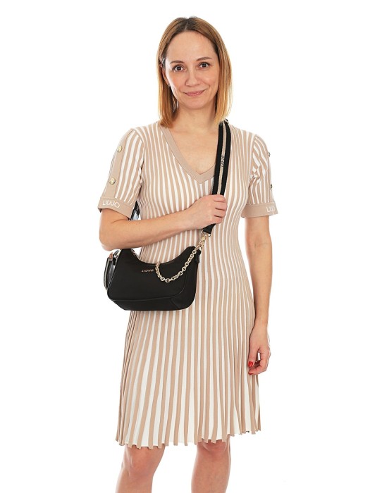 Продукция для женщин фото