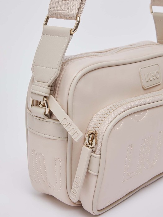 сумка женская  от бренда liu jo вид слева