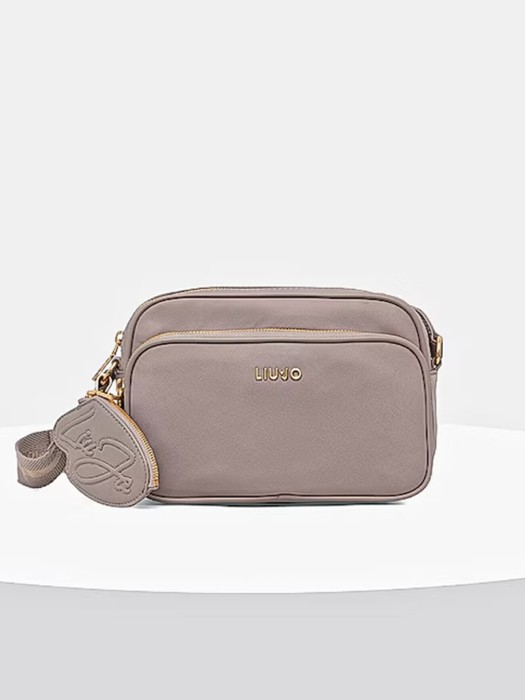 сумка женская  по цене 19700 руб вид справа