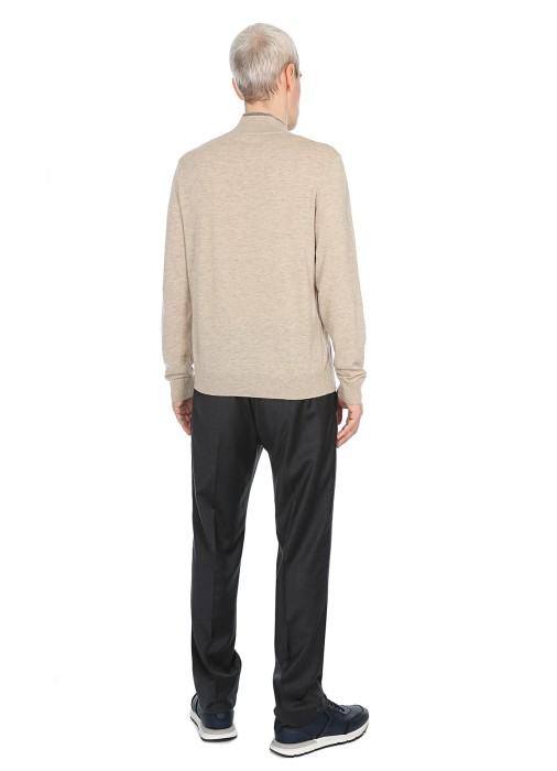 Товар с артикулом 9B3M0M556-RM707 вид сзади