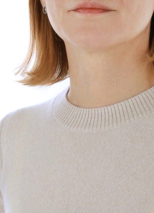 Продукция для женщин фото