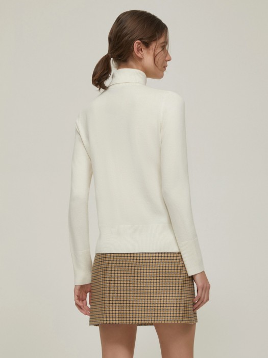 свитер женский collana penny black по цене 17900 руб вид справа