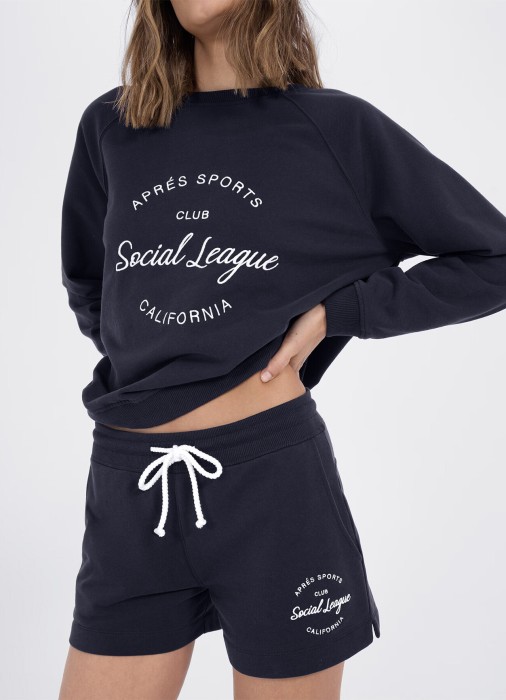 свитшот женский gwen  от бренда juvia вид слева