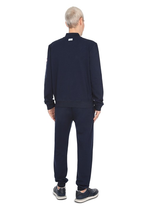 толстовка мужская  по цене 39900 руб вид справа