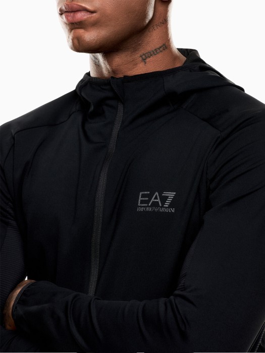 толстовка мужская  из италии вид сбоку