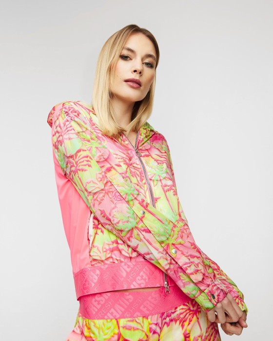 Продукция для женщин фото