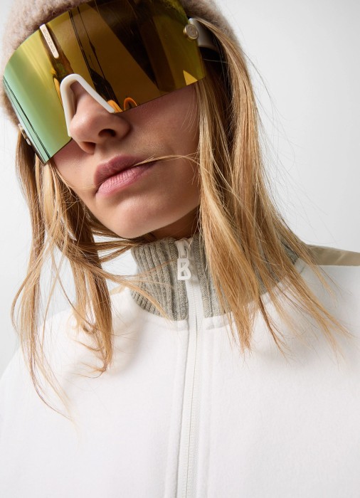 толстовка женская liva  из германии вид сбоку