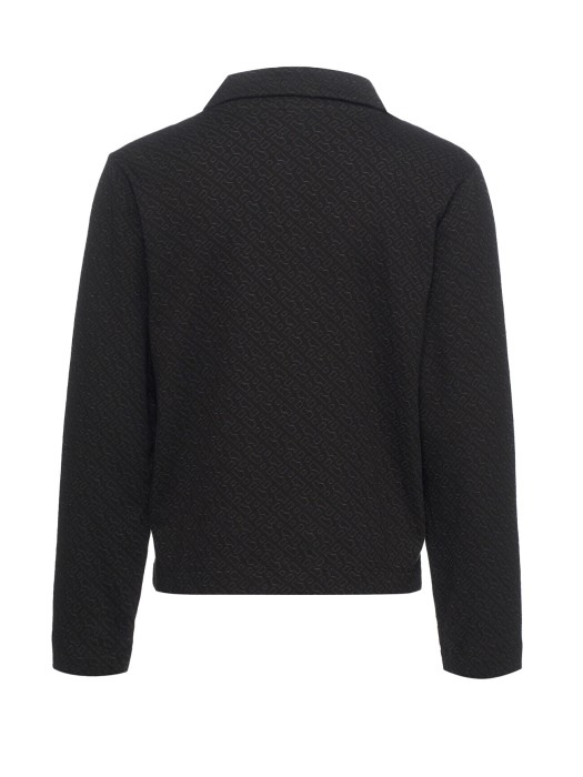 Товар черного цвета с внутренней стороны