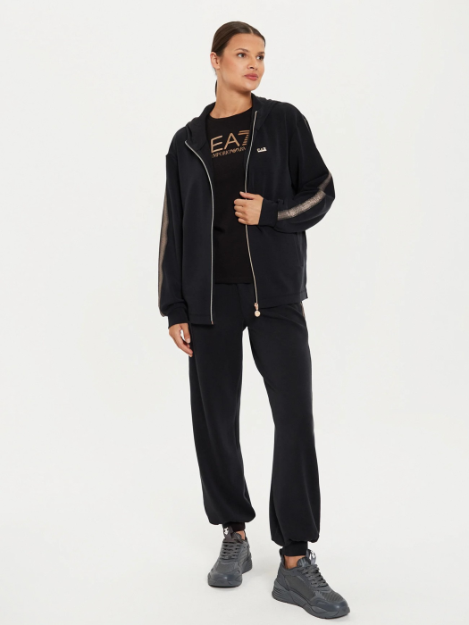 толстовка женская  из италии вид сбоку