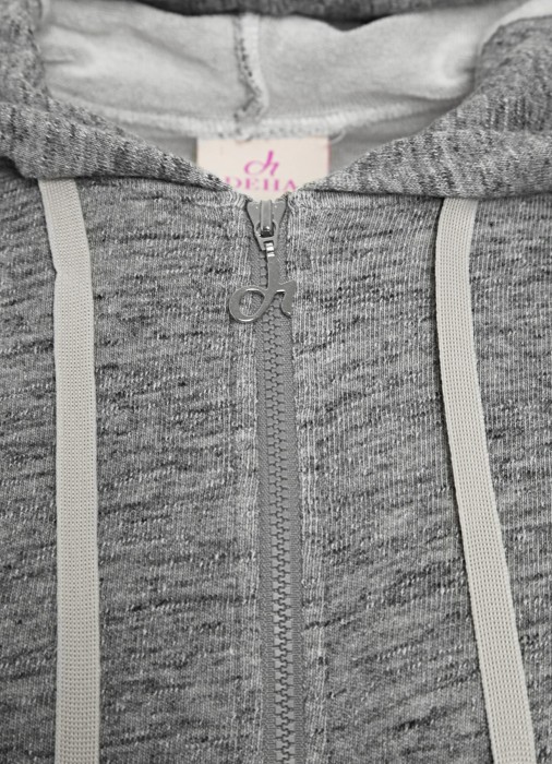 Товар серого цвета с внутренней стороны