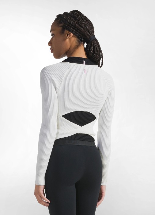 Товар с артикулом D22052 вид сзади