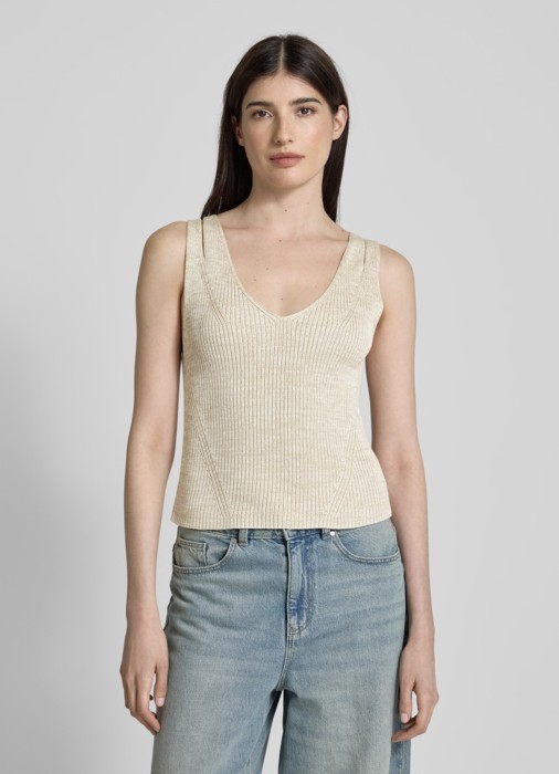 топ женский flani  от бренда boss вид слева