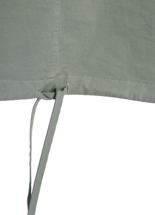 Товар зеленого цвета с внутренней стороны