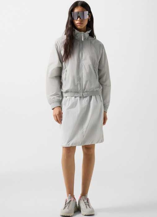 Продукция для женщин фото