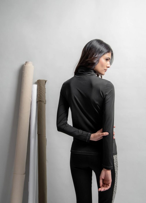 водолазка женский fern  по цене 13120 руб вид справа