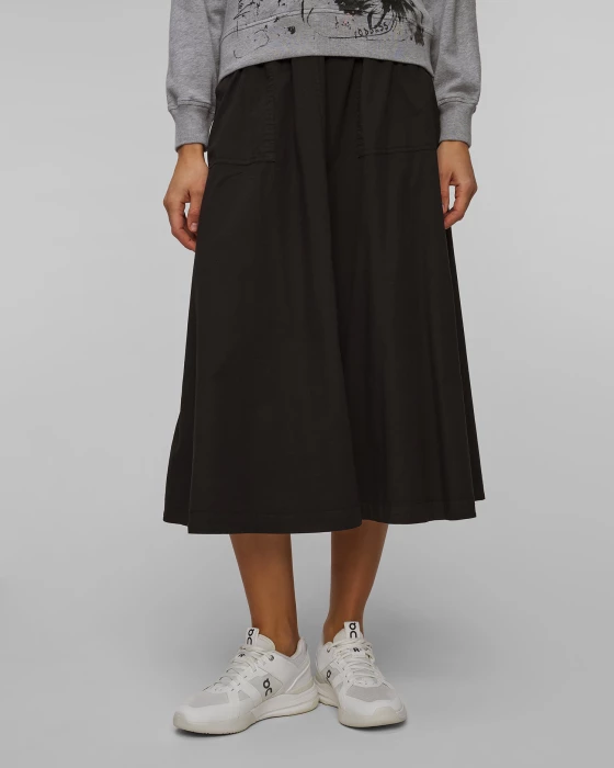 Товар черного цвета с внутренней стороны