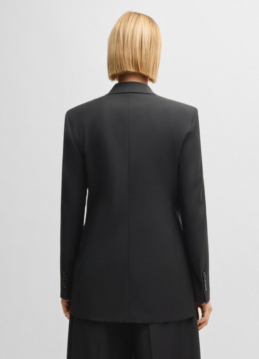 Товар черного цвета с внутренней стороны