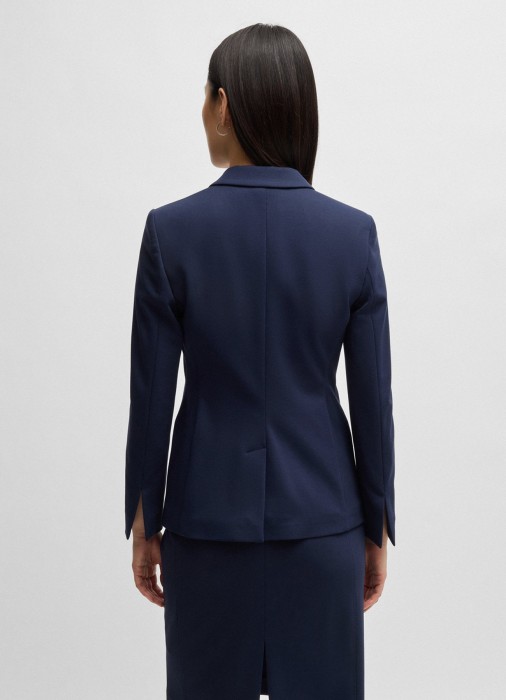 Товар синего цвета с внутренней стороны