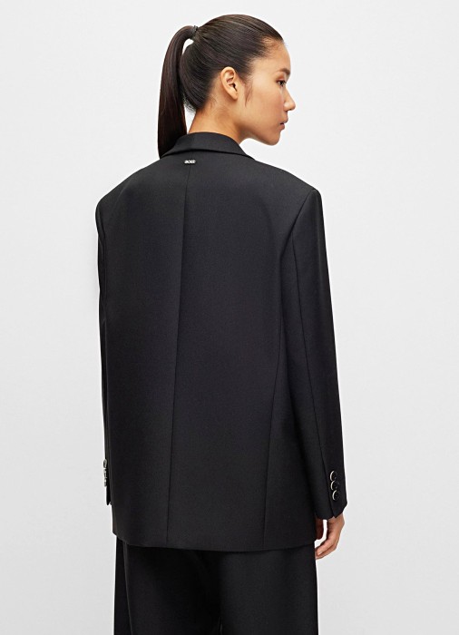 Товар черного цвета с внутренней стороны