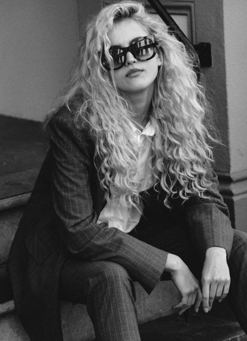 жакет женский oversize  от бренда penn & ink вид слева