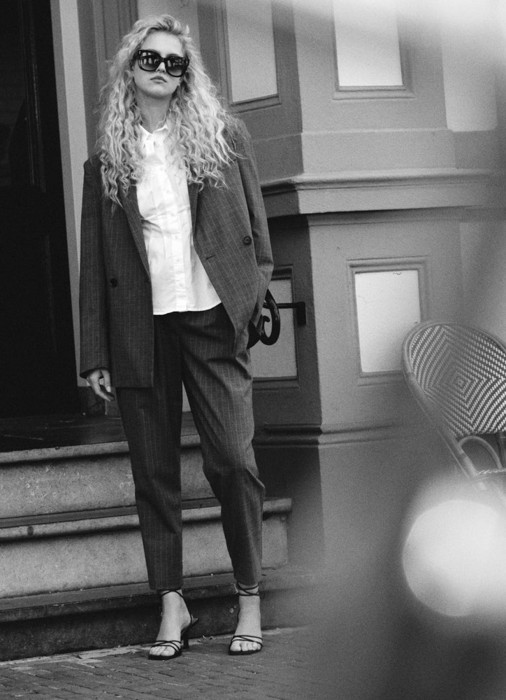 Товар с артикулом W23N1423 вид сзади