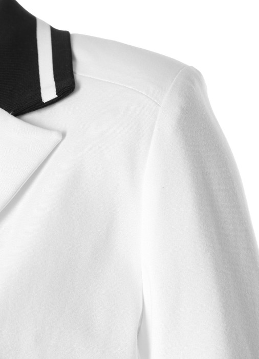 Продукция для женщин фото