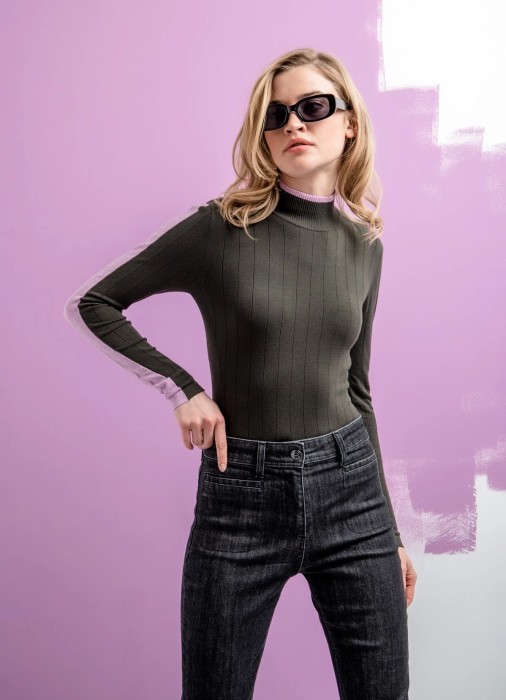 Товар с артикулом 1617501881 вид сзади