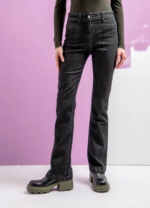 женские джинсы клеш engen  по цене 21760 руб вид справа