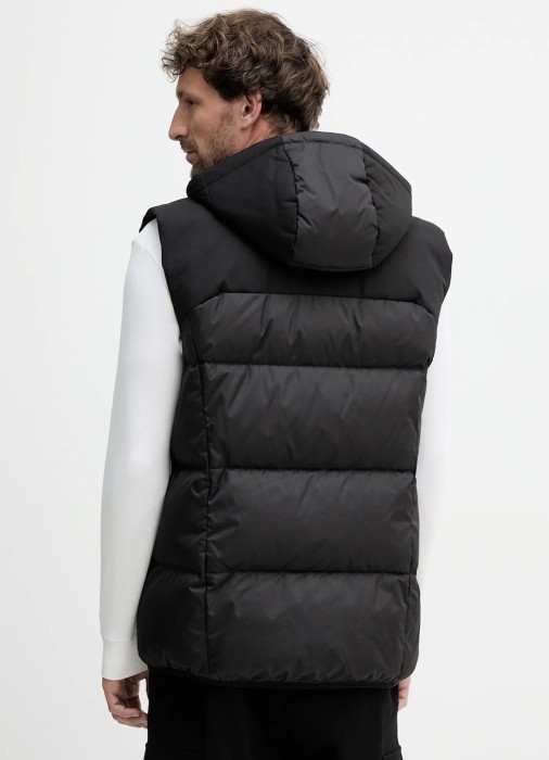 жилет мужской ow_block-x vest hd  универсального стиля с лицевой стороны