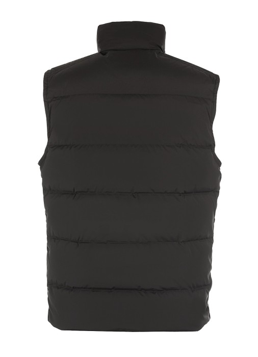 жилет мужской premium down vest  от бренда woolrich вид слева