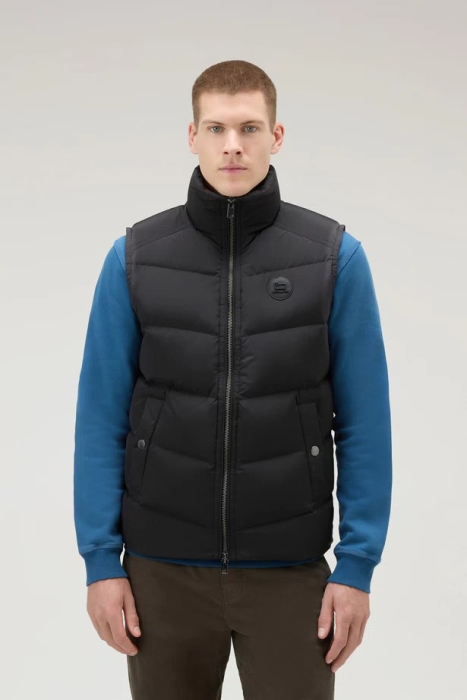 жилет мужской premium down vest  из пуха спереди