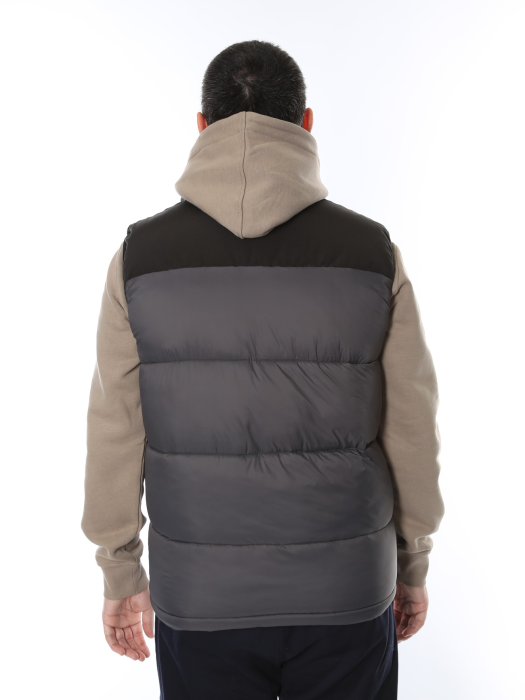 Товар с артикулом ZU135910131005 вид сзади