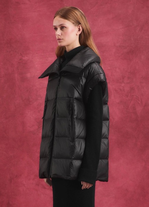 жилет женский diaspron  по цене 44720 руб вид справа