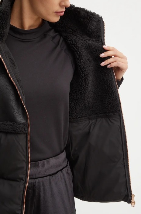 Продукция для женщин фото