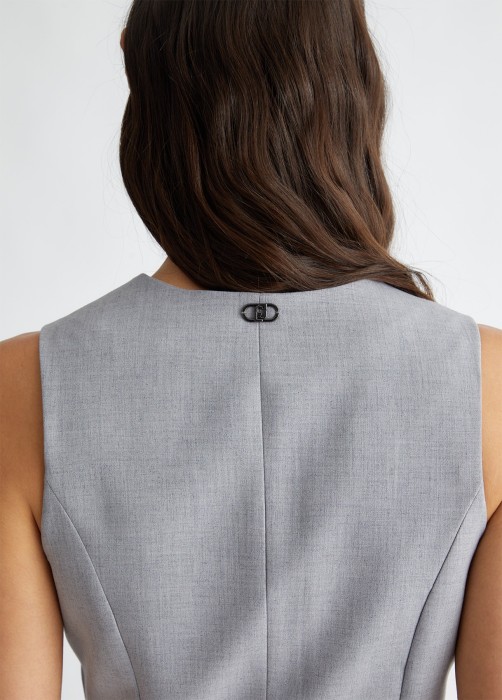 жилет женский из твила  по цене 20400 руб вид справа