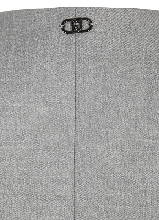 жилет женский из твила  универсального стиля с лицевой стороны