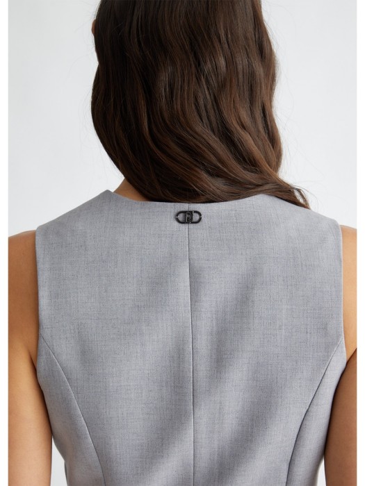 жилет женский из твила  по цене 22880 руб вид справа