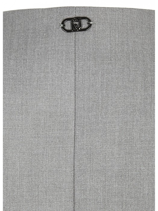 жилет женский из твила  универсального стиля с лицевой стороны