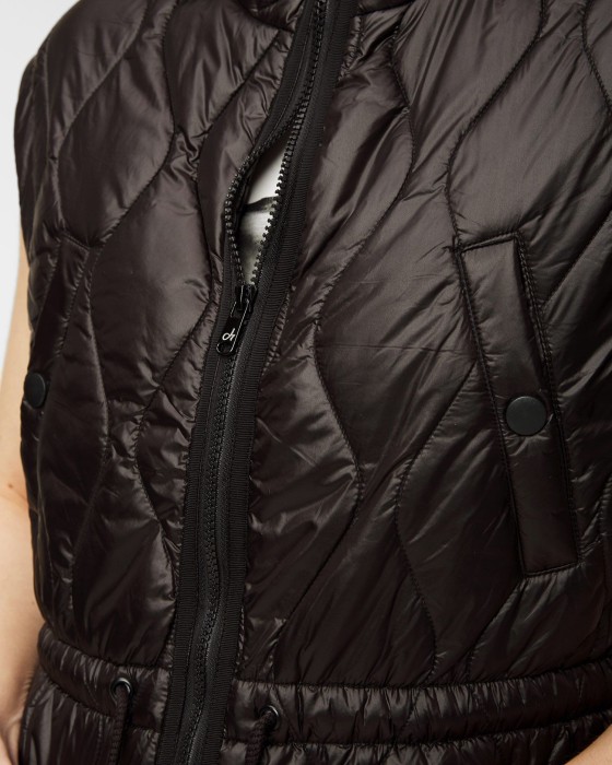 Товар с артикулом D83283 вид сзади