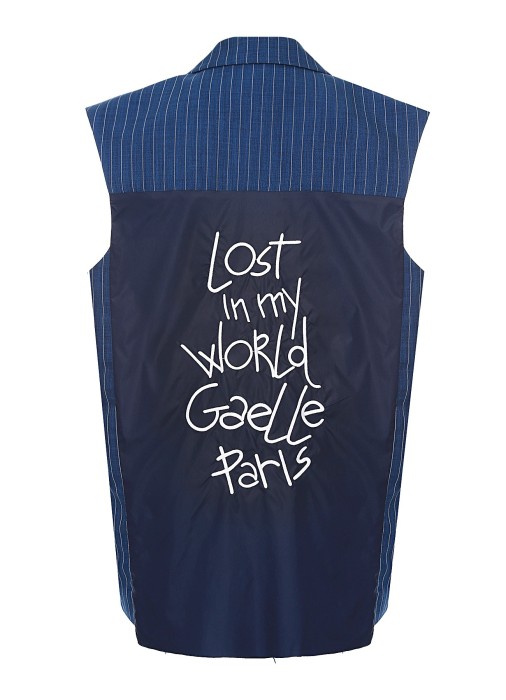 Товар синего цвета с внутренней стороны