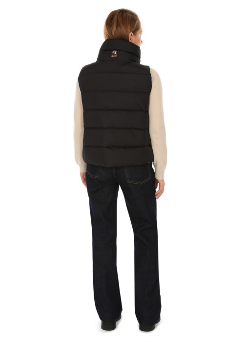 жилет женский nolene  из полиамида спереди