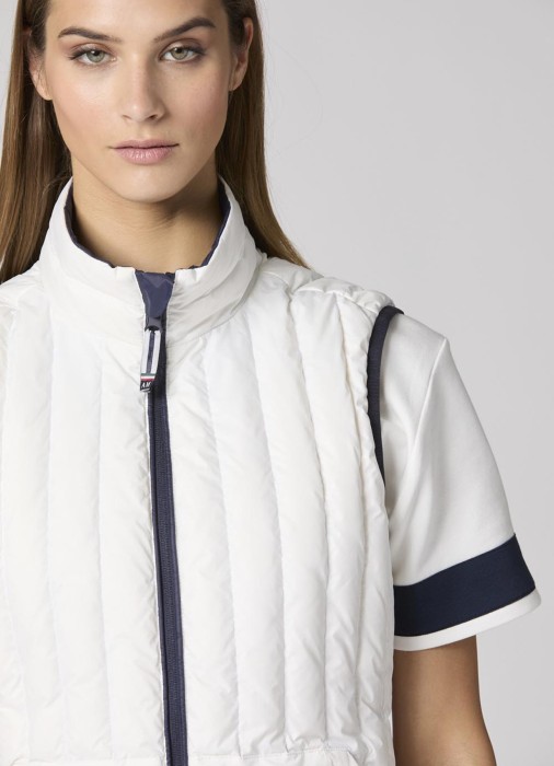 жилет женский  по цене 35600 руб вид справа