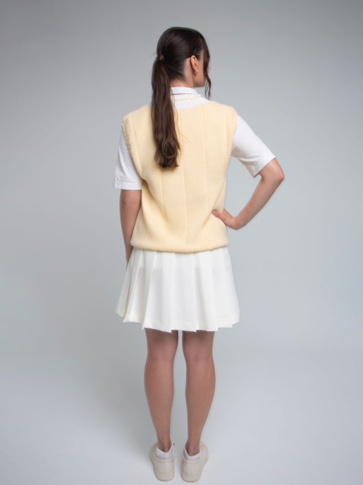 жилет женский  от бренда thistle вид слева