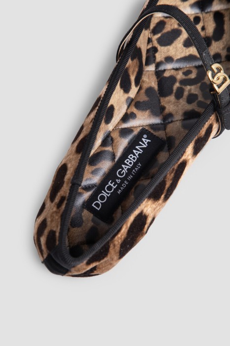 Продукция для женщин фото