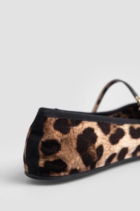 балетки dolce&gabbana модель vally универсального стиля с лицевой стороны