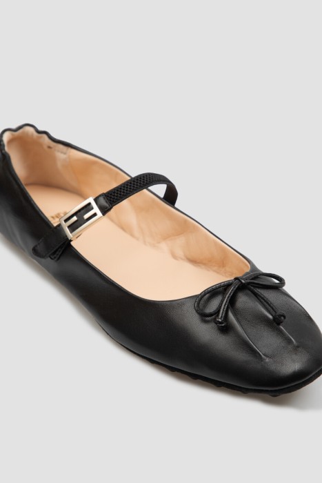 балетки  модель baguette из кожи спереди