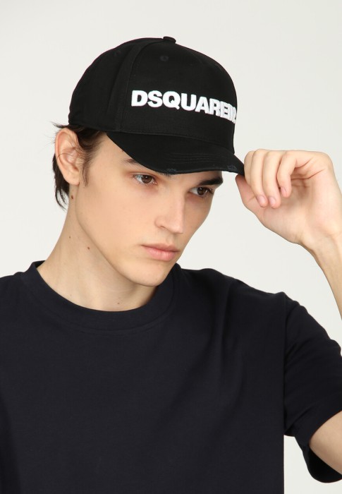 бейсболка 2 от бренда dsquared вид слева