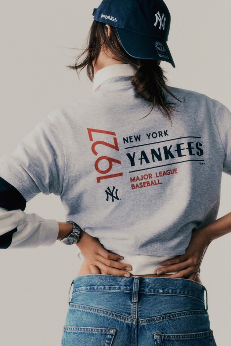 бейсболка sporty&rich модель yankees serif по цене 7800 руб вид справа