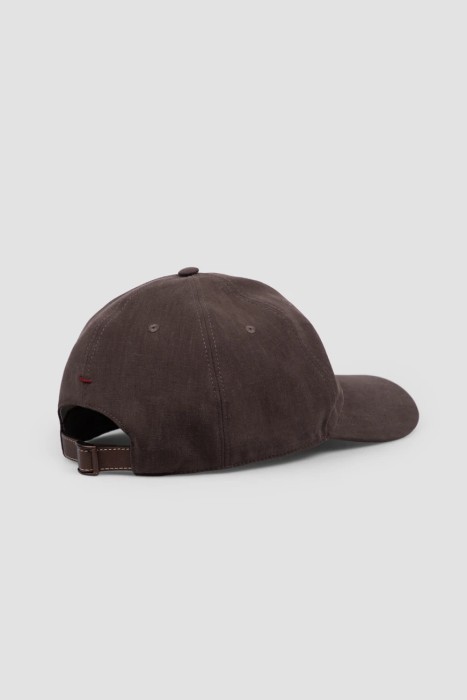 Товар коричневого цвета с внутренней стороны