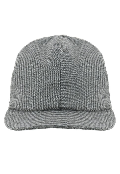 бейсболка  по цене 27930 руб вид справа